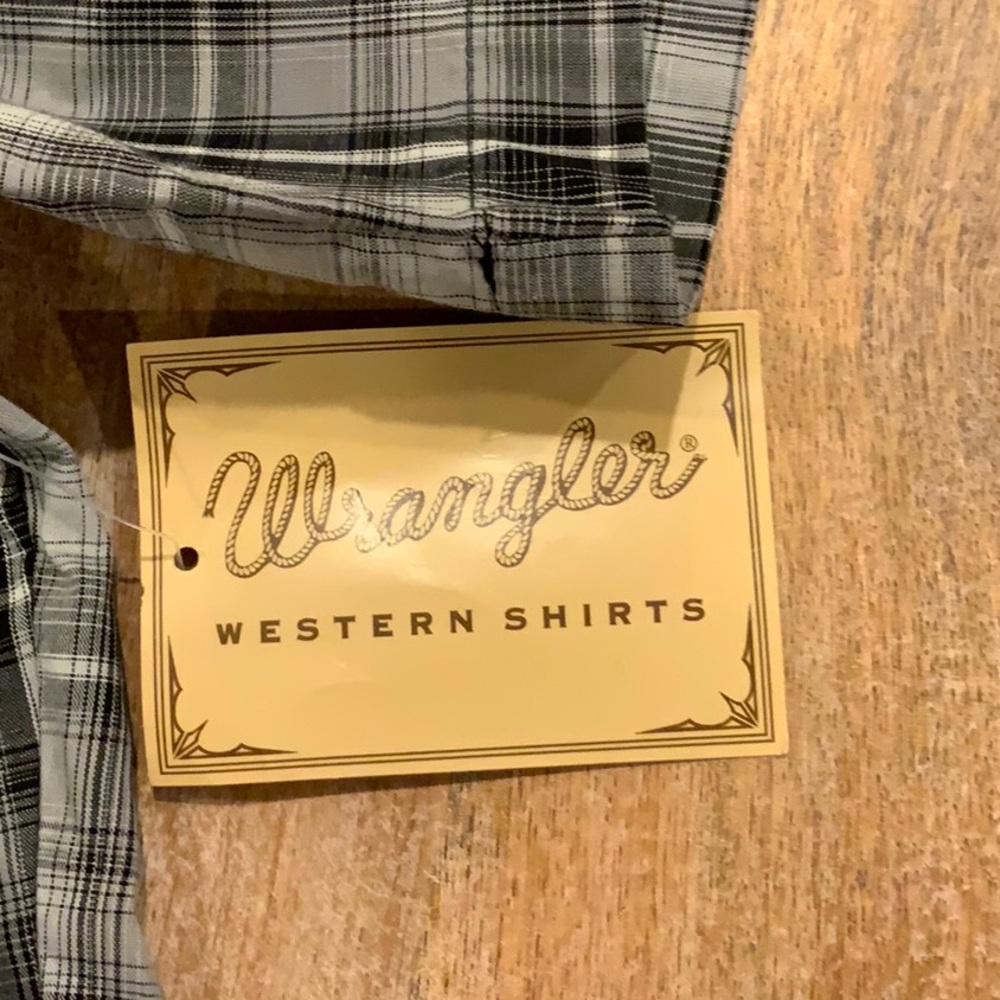 Wrangler Western short sleeve shirt size large NWT - Picture 5 of 8